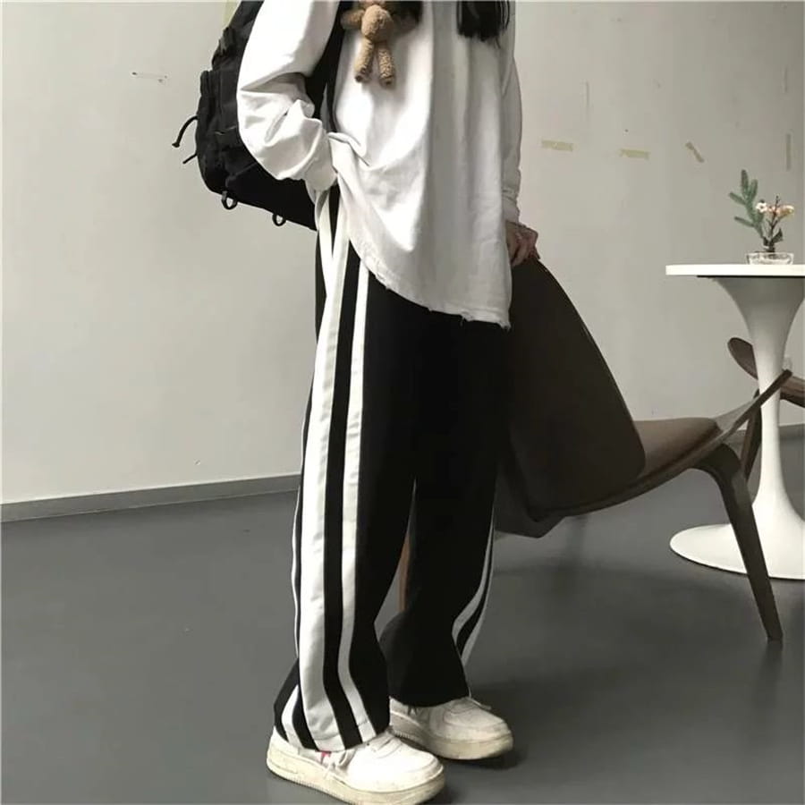 2色 パンツ レディース ラインパンツ スウェット ジャージ 白 黒 部屋着 ワイド ラフ ボーイッシュ ズボン HIP HOP 大きいサイズ ラフ ゆったり だぼだぼ 大人可愛い かっこいい おしゃ